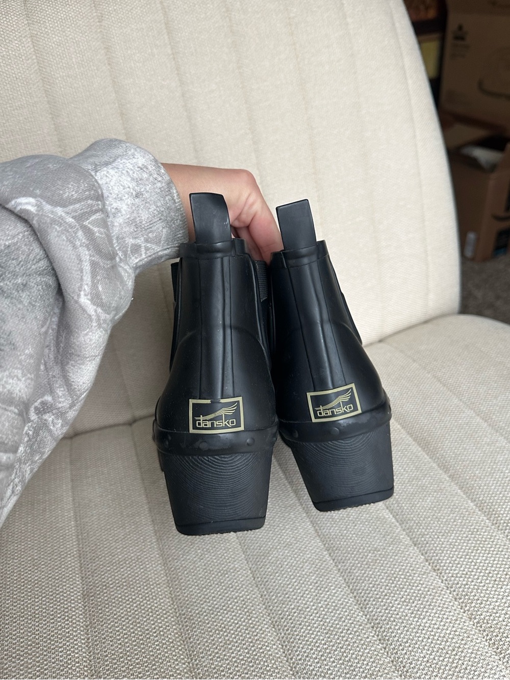 Dansko Rosa Chelsea Rain Boot Black - Picture 4 of 8